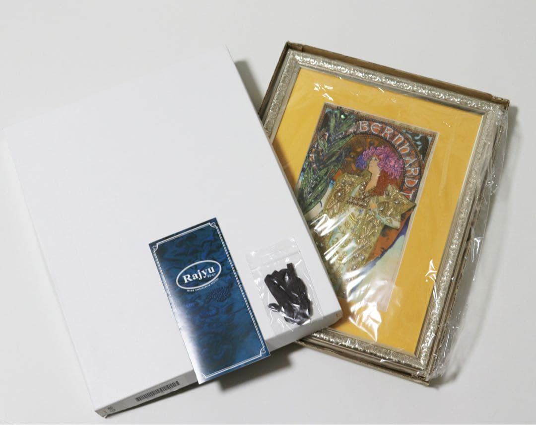 《アルフォンス・ミュシャ》箱付未使用 定価46,200円 エンブロイド・アート