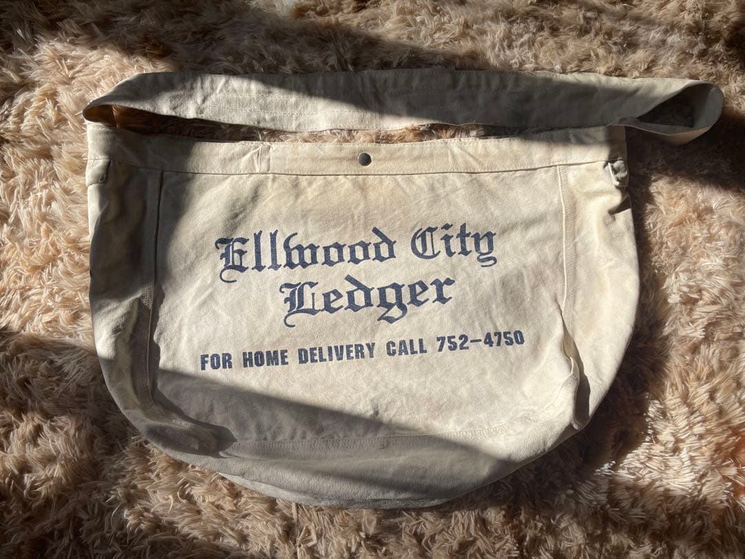 Ellwood City Ledger ニュースペーパーバッグ