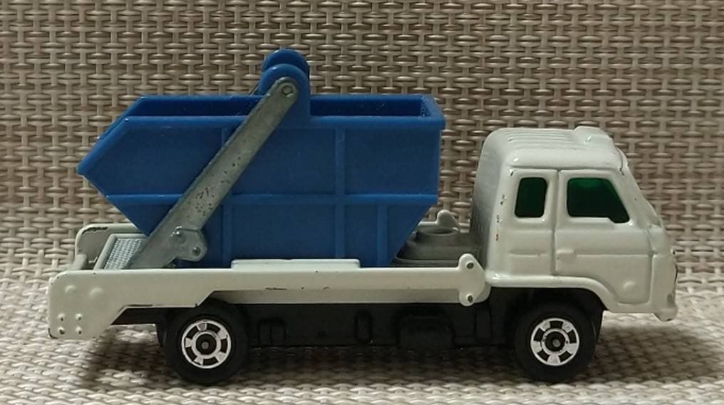 トミカ黒箱56-2 UDコンドルリフトアームトラック 日本製 当時物 - メルカリ