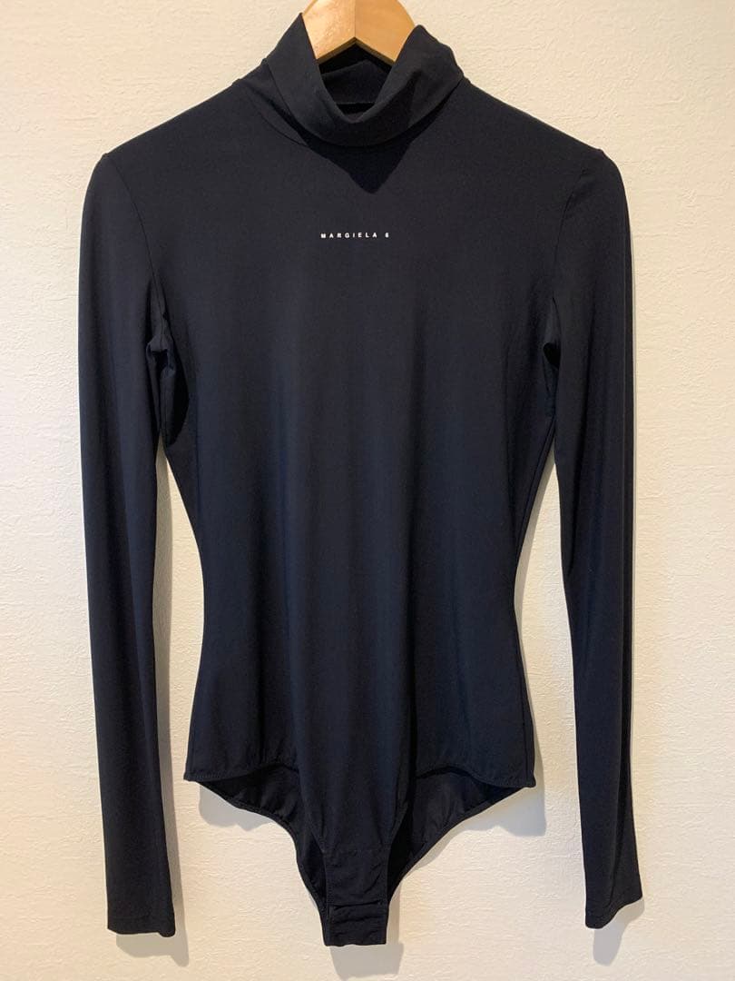 美品　MM6 Maison Margiela ハイネックボディースーツ