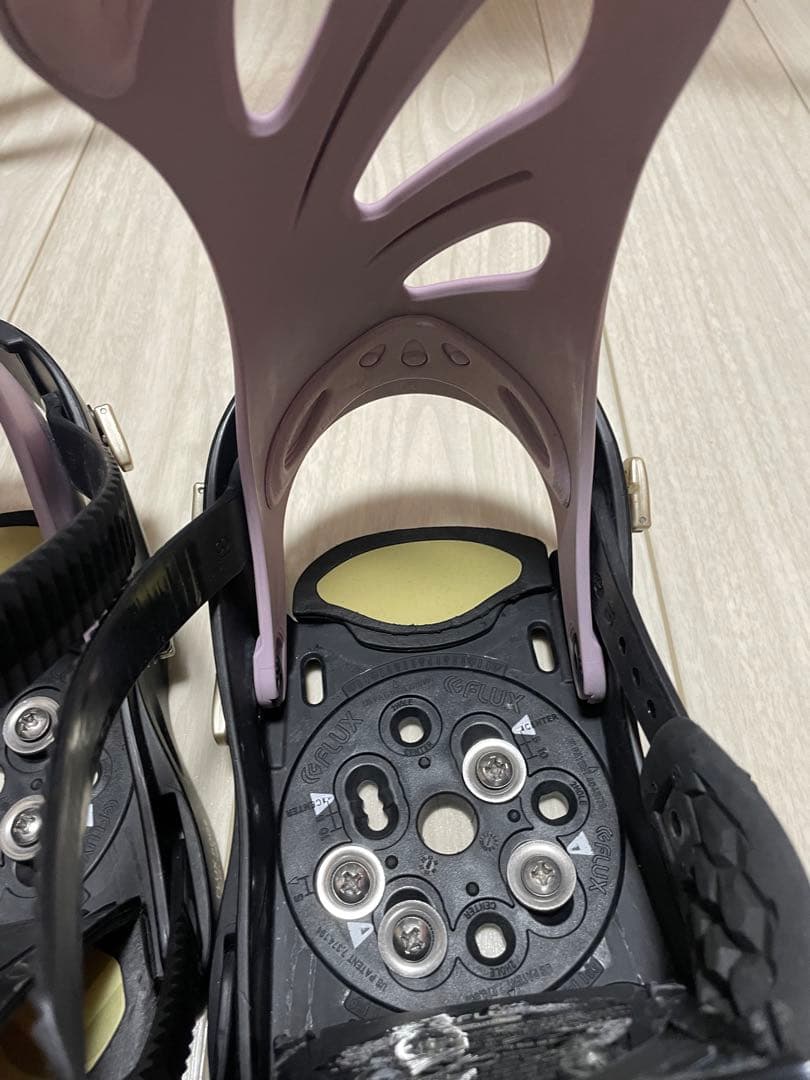 スノーボードビンディング FLUX