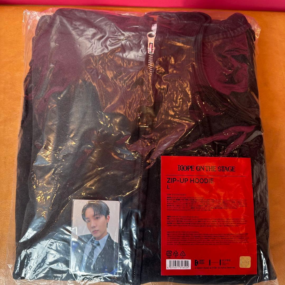HOPE ON THE STAGE in JAPAN フーディー L トレカ付き - メルカリ