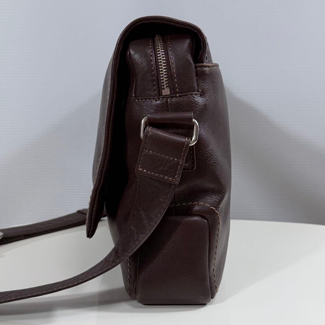 美品】 土屋鞄 フラップ メッセンジャー バッグ ステッチ 本革 レザー 茶