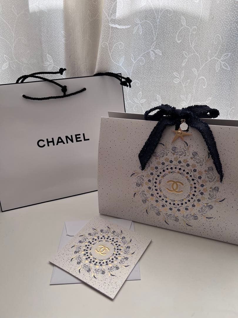 シャネル リップアンド ネイルケアセット 2025ホリデー　クリスマス限定セット