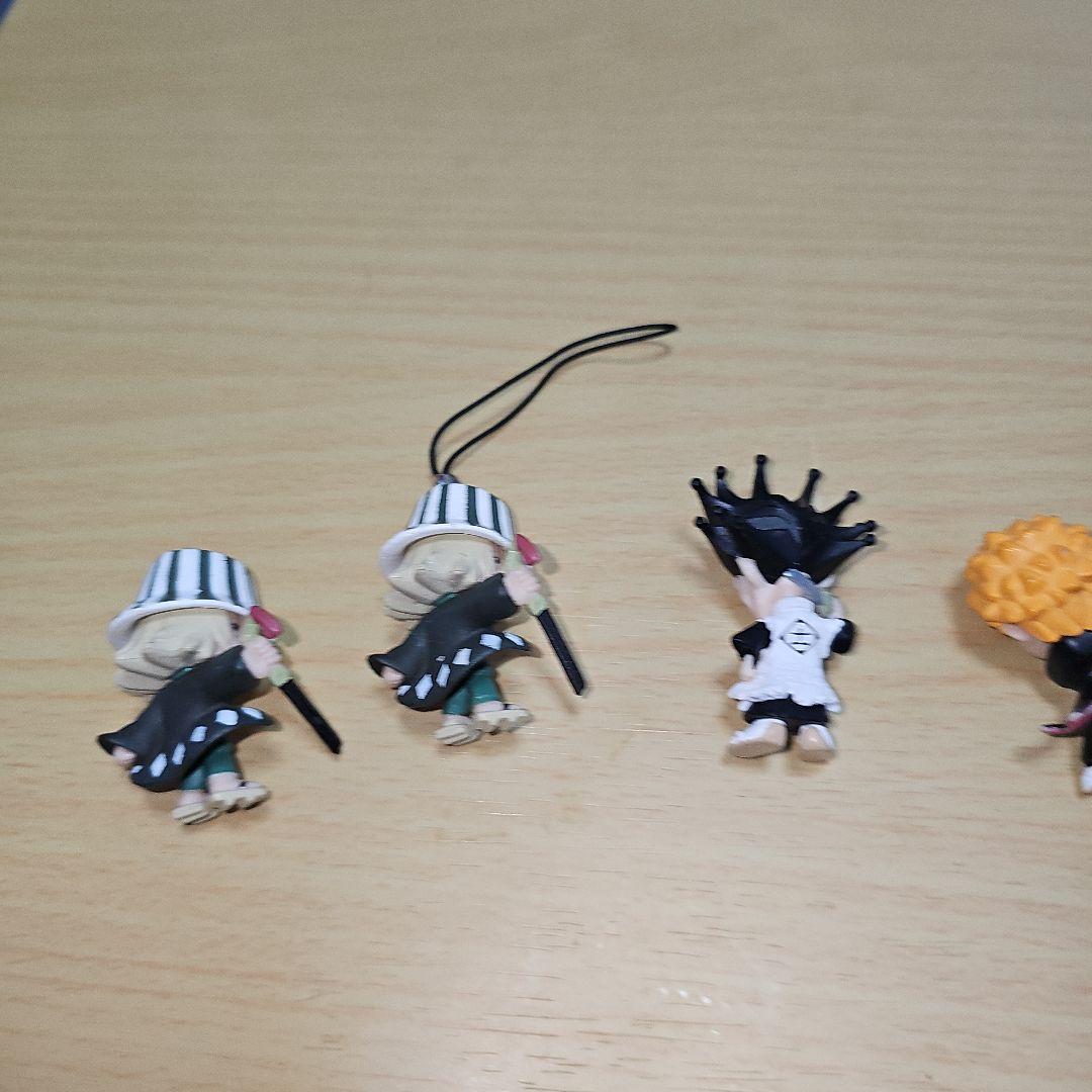 BLEACH フィギュアストラップ セット - メルカリ