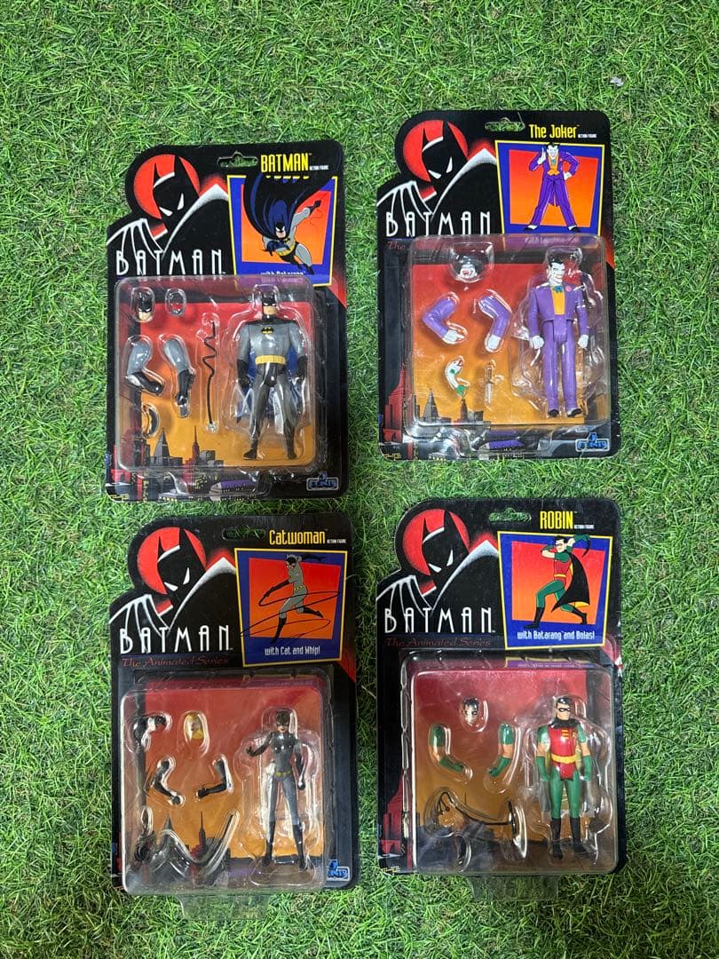 バットマンアニメシリーズ フィギュア4体セット MEZCO 5ポイント/ バットマン アニメイテッド シリーズ: 3.75インチ