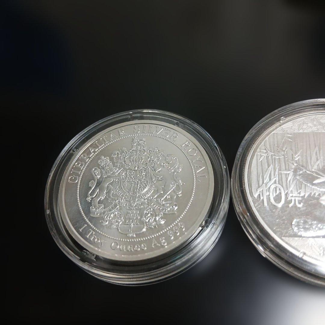 中*ー様 2017年中国パンダ 2014年 エリザベス銀貨 - メルカリ