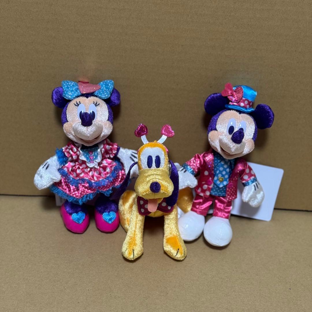 ミニー ミッキー プルート ぬいぐるみバッジ パルパルーザ ファン