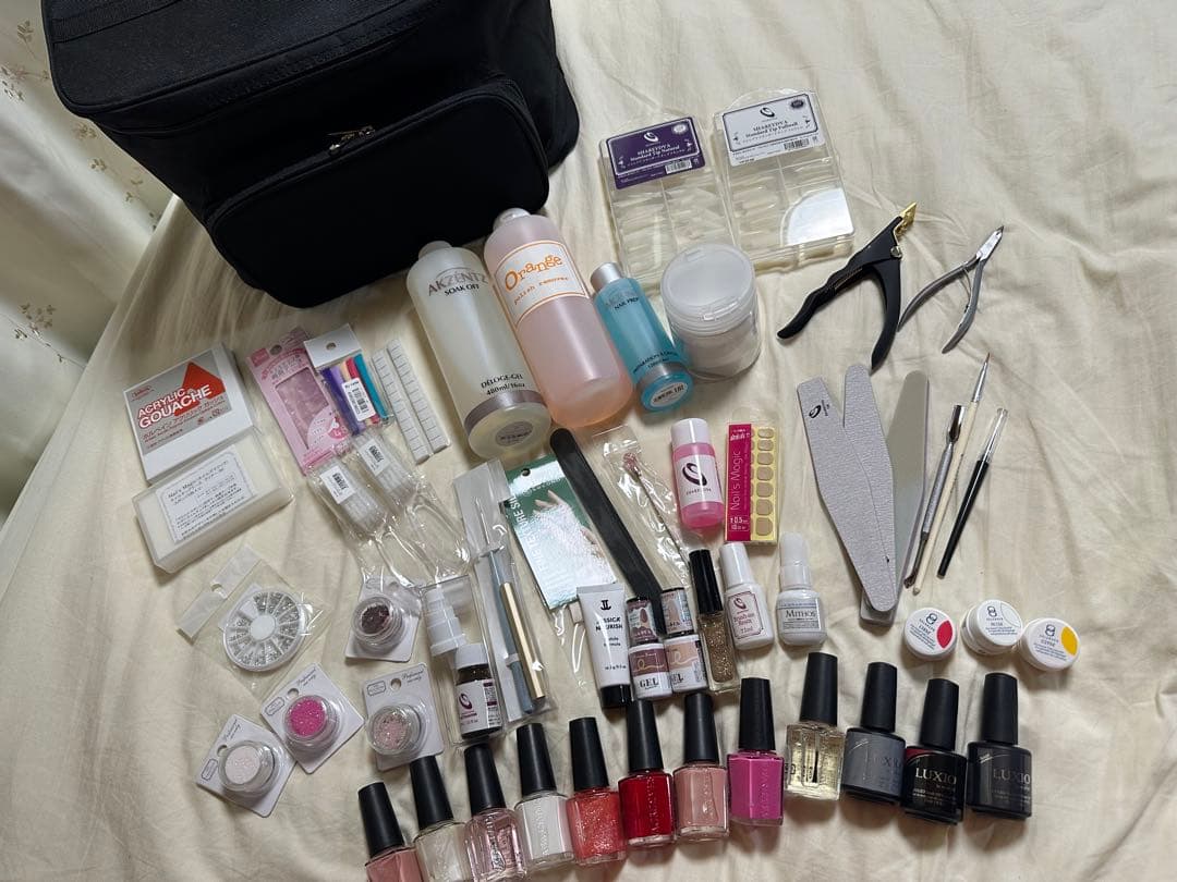 ネイルアート用品セット ブラック収納バッグ付き