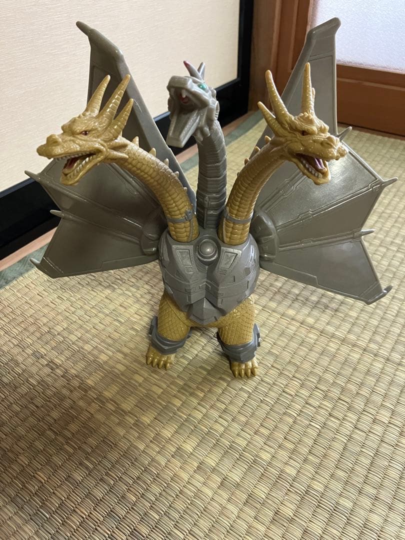 キングギドラ フィギュア