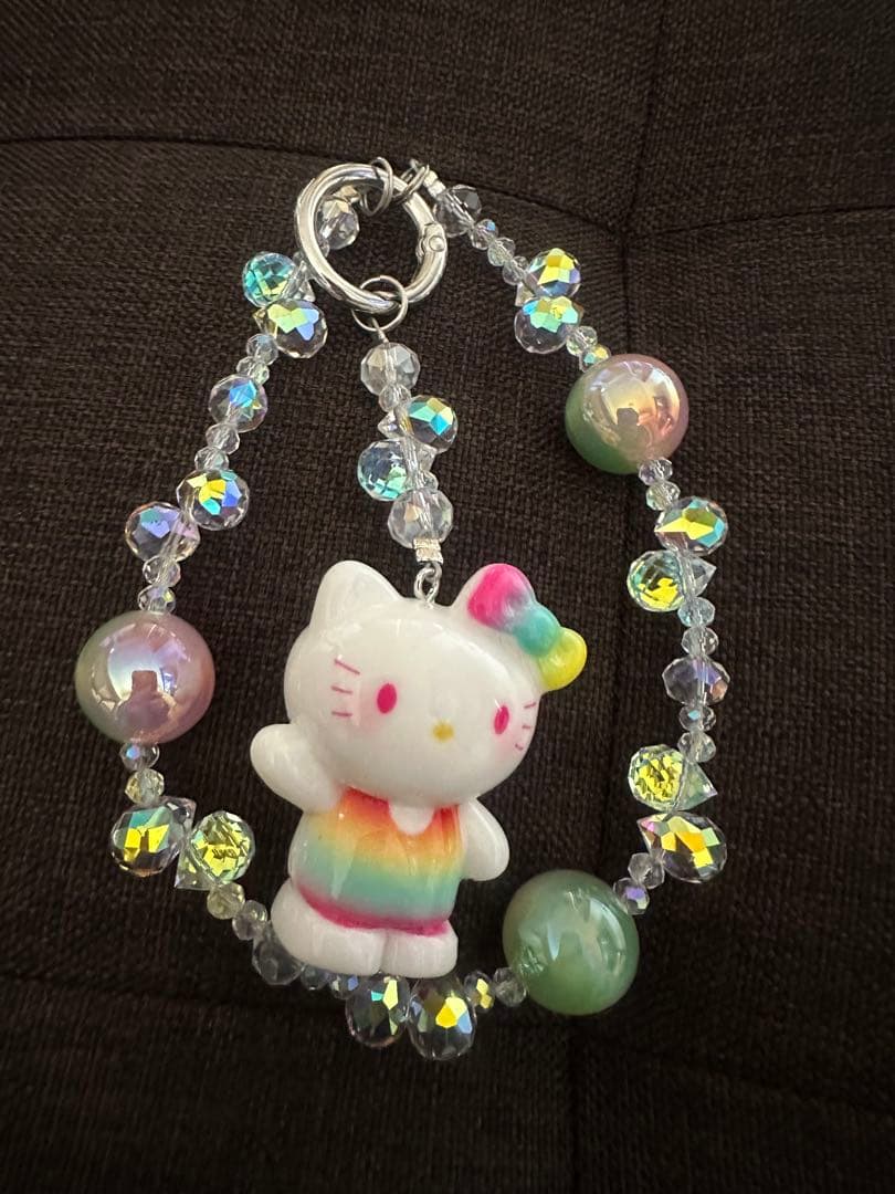 ハローキティ レインボーキーホルダー - メルカリ