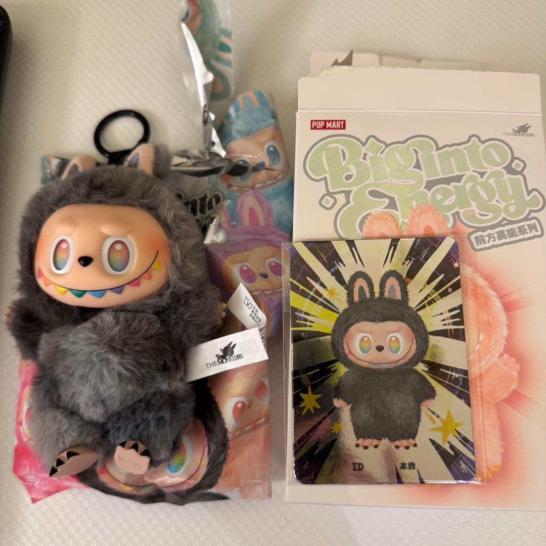 LABUBU Big into Energy ID シークレット - メルカリ