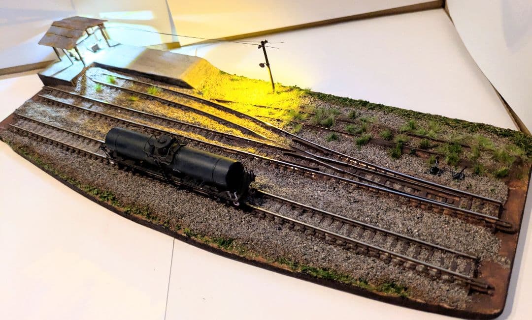 食*ン様 Nゲージ・ジオラマ展示台【昭和の貨車留置線】※タンク貨車