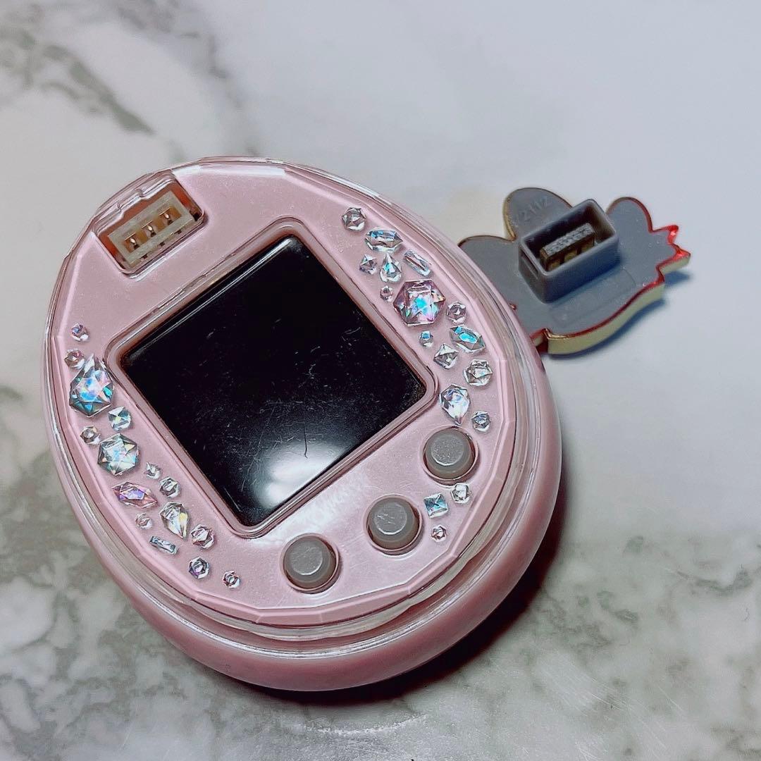 たまごっちピース ピンク たまデコピアス ラブメロver. セット - メルカリ