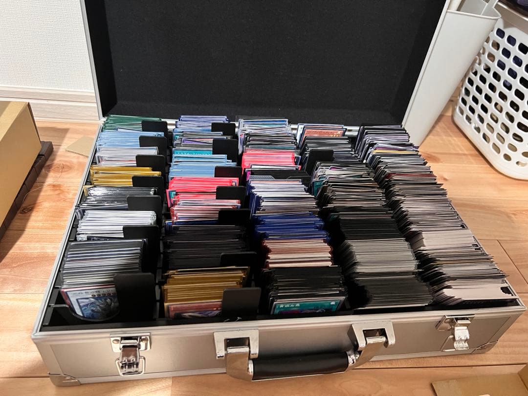 遊戯王デッキとTOYGER収納ケース