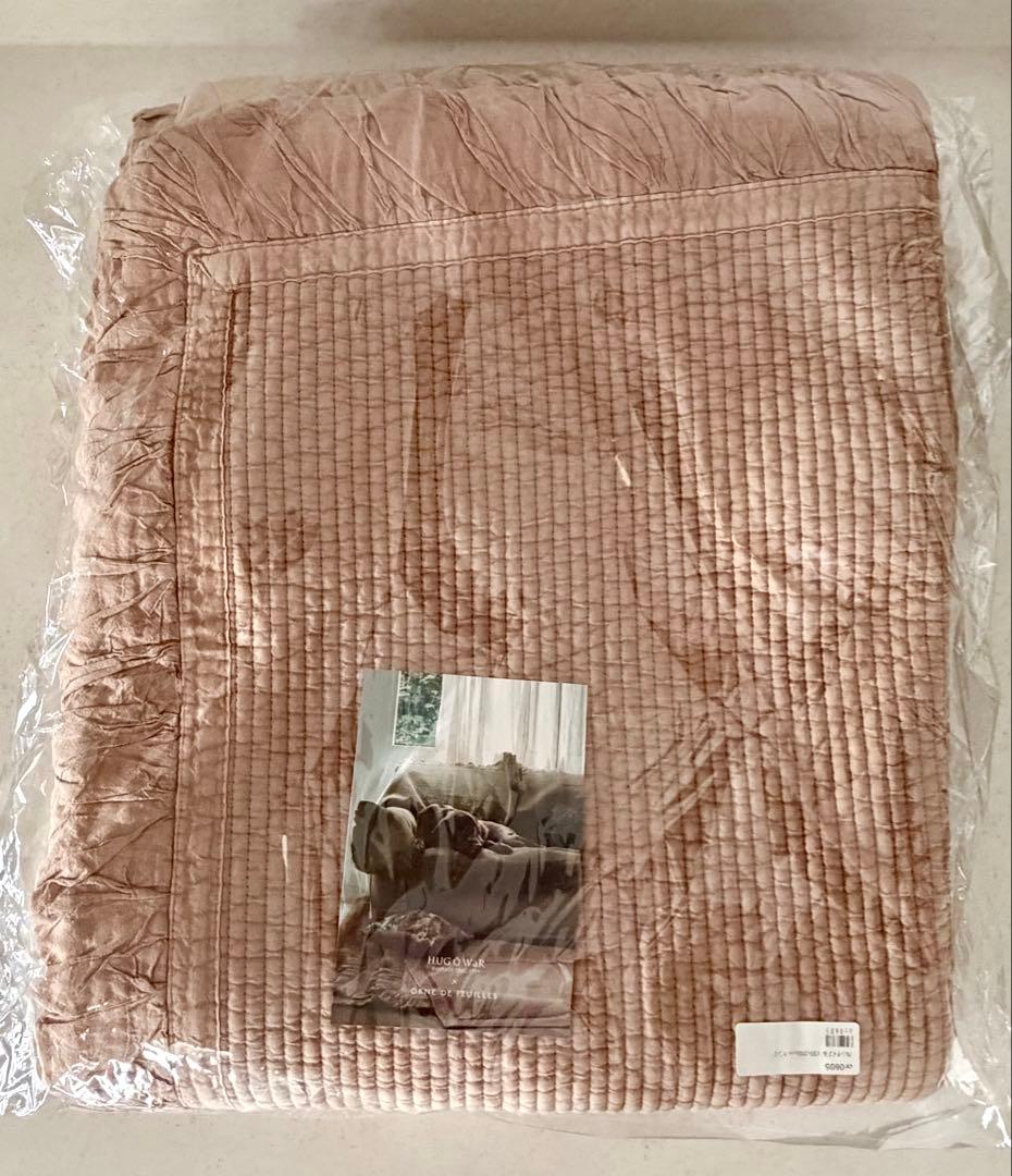 【新品未開封】ハグオーワー✖️オルネドフォイユ イブル ピンクオークル 匿名配送 HUG Ō WäR × Orné de Feuilles イブルマルチカバー｜マルチカバー