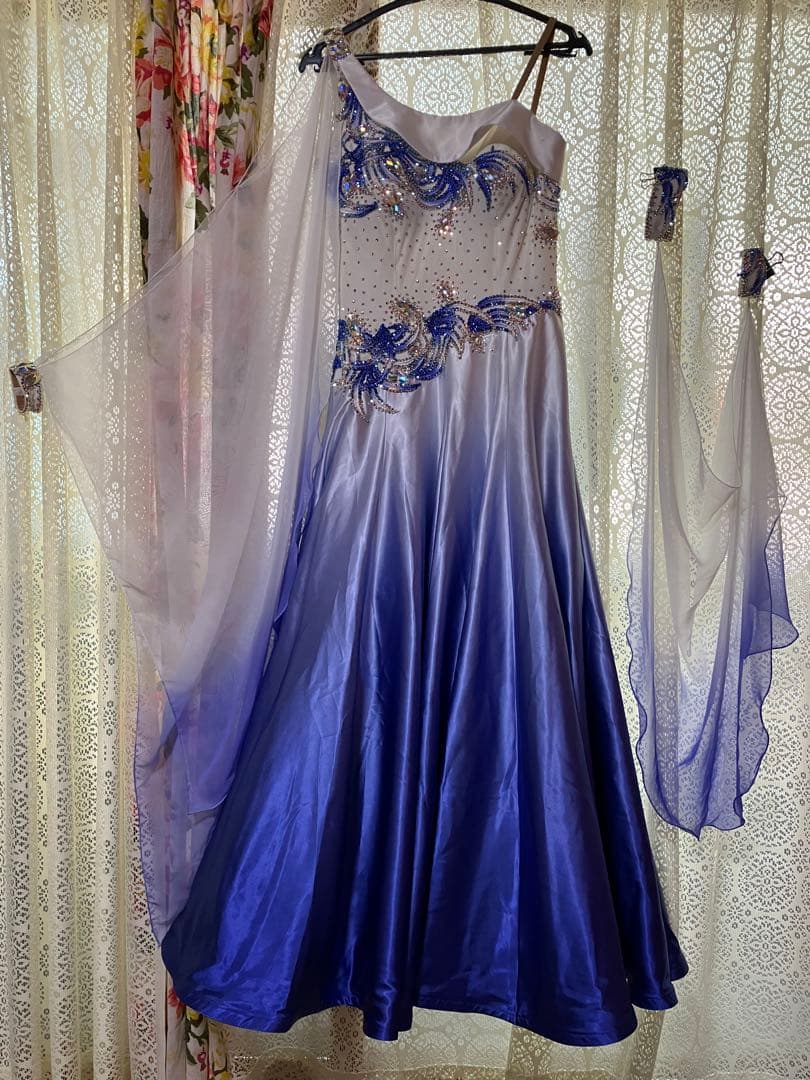 社交ダンス.モダンドレス.スタンダードドレス.ソシアルダンス.グラデーション