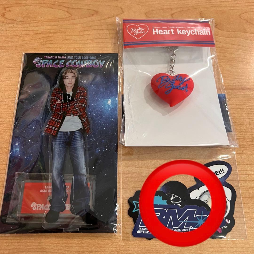 ミュージシャン GUN.OMI this happened thanks to all of you… 💜🖤