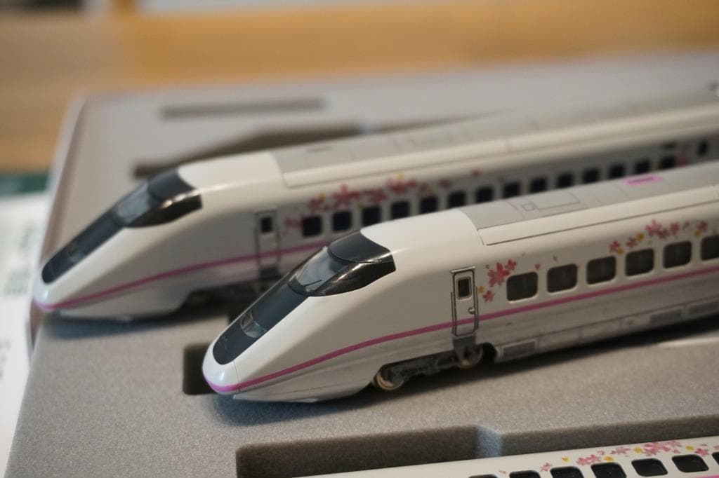 KATO E3系 秋田新幹線 30周年記念 桜ラッピング仕様 6両編成セット