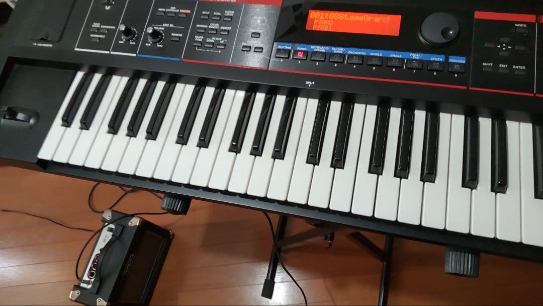 ノ*キ様 Roland JUNO-Diシンセサイザー（純正ソフトケース付き）