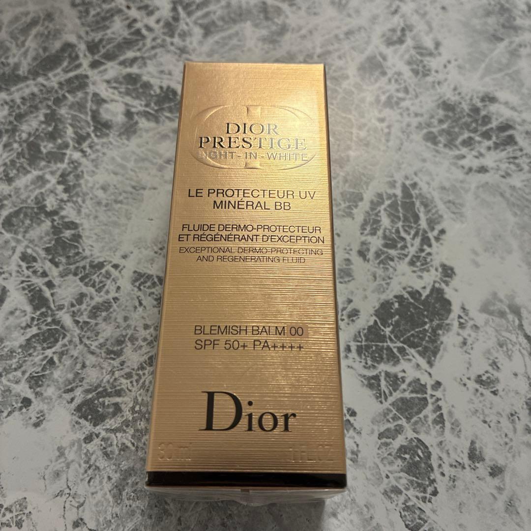 Dior BBクリーム 00 Light 30ml