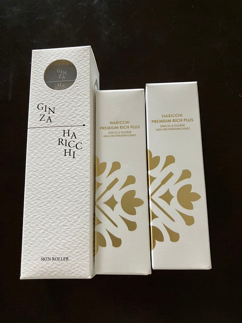 新品未開封【銀座ハリッチ　プレミアムリッチプラス美容液2本　ローラーセット】