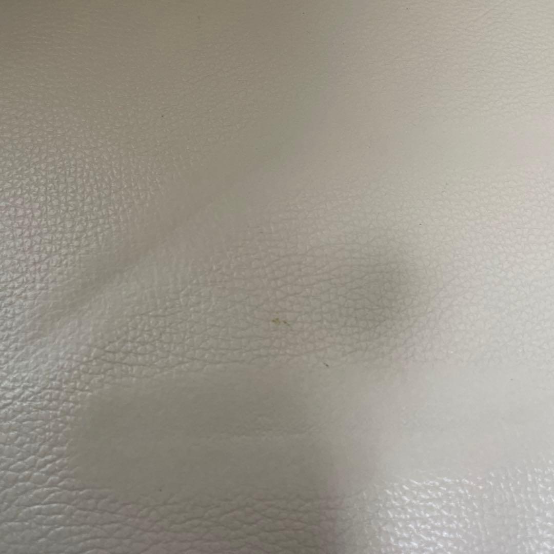 ✴️タイムセールお値下げ✴️2人掛けソファ オフホワイト - メルカリ