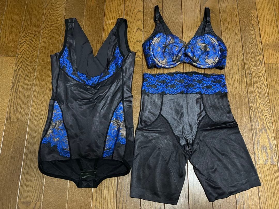 MARUKO 補正下着 カーヴィシャス