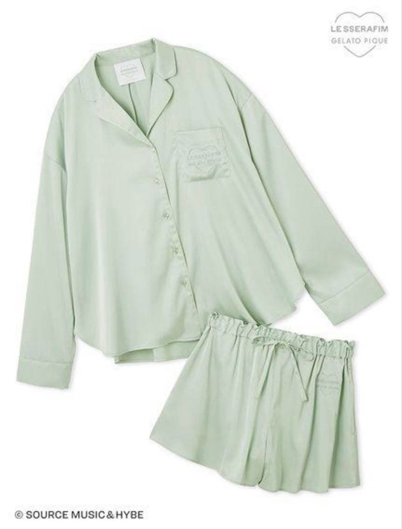 ジェラートピケ【LE SSERAFIM】サテンシャツ＆ショートパンツセット
