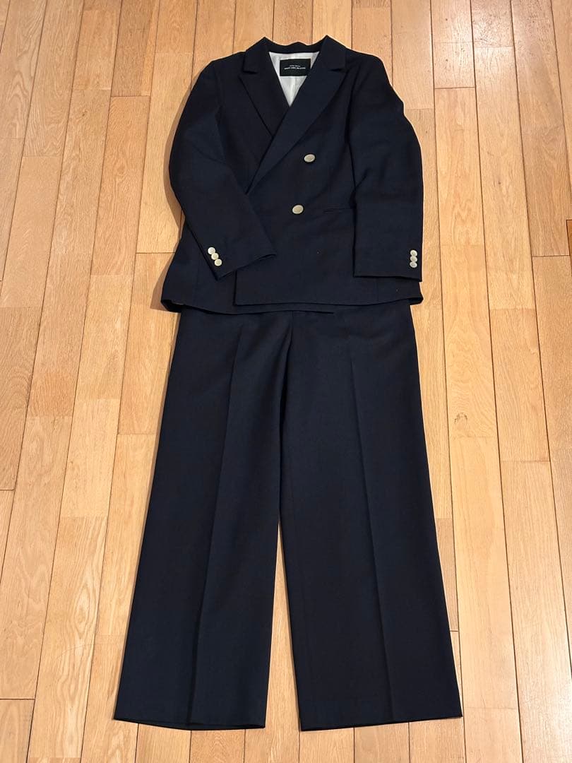 【美品】グリーンレーベルリラクシング　レディース　パンツスーツ