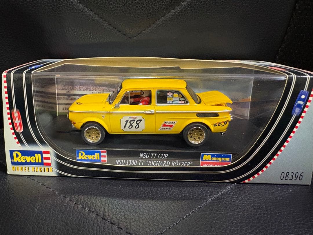 スロットカー1/32Revell MODEL NSU 1300 TT