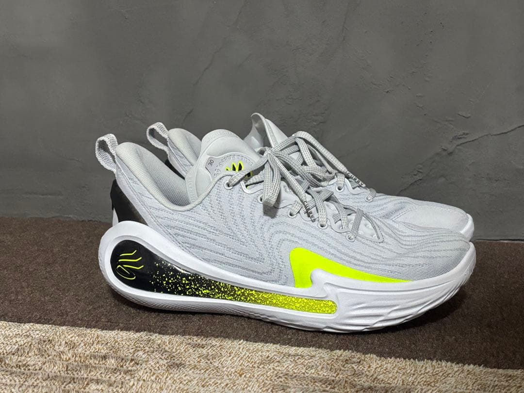 アンダーアーマー カリー curry12 グレー 26.5cm 美品