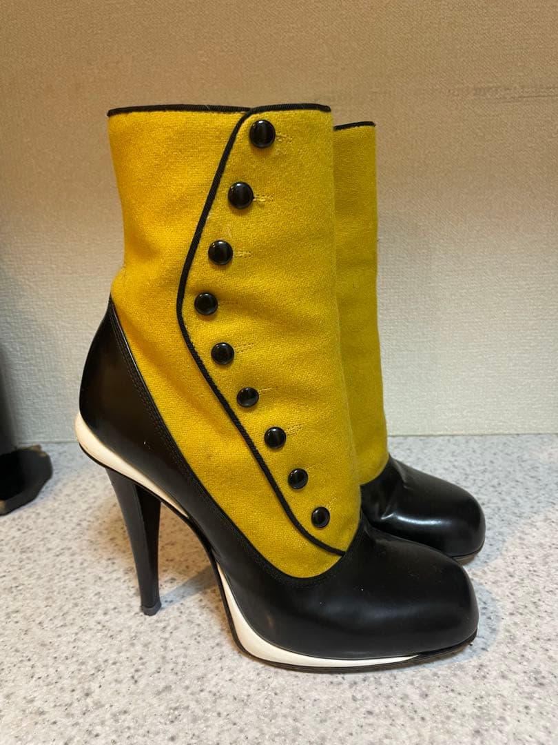 FENDI フェンディ　ブーツ　希少　ヒール