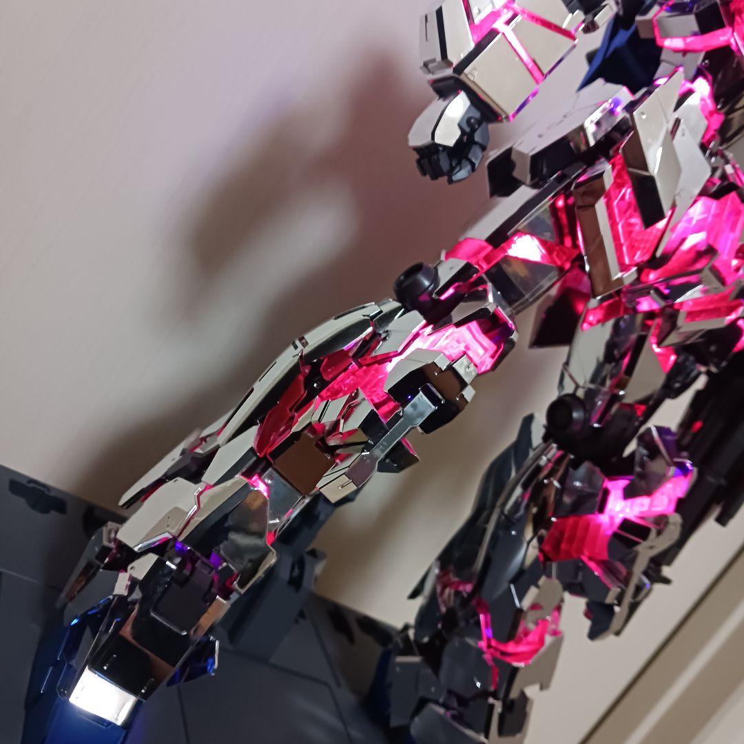 1/60 PG ユニコーン ガンダム LED付き メッキ ガンプラ プラモデル