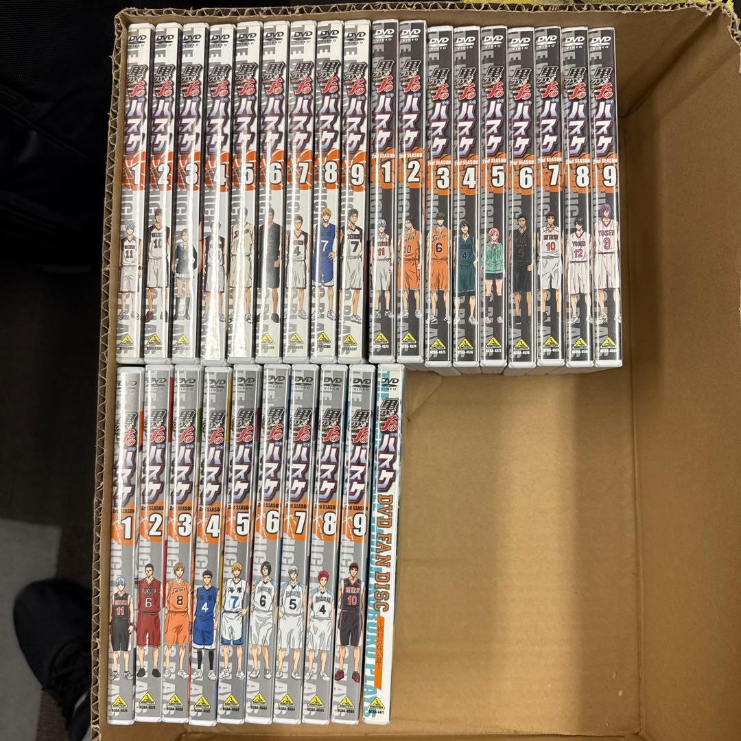 期間限定価格　黒子のバスケ 全巻セット+ファン　全部で28巻　シーズン1.2.3