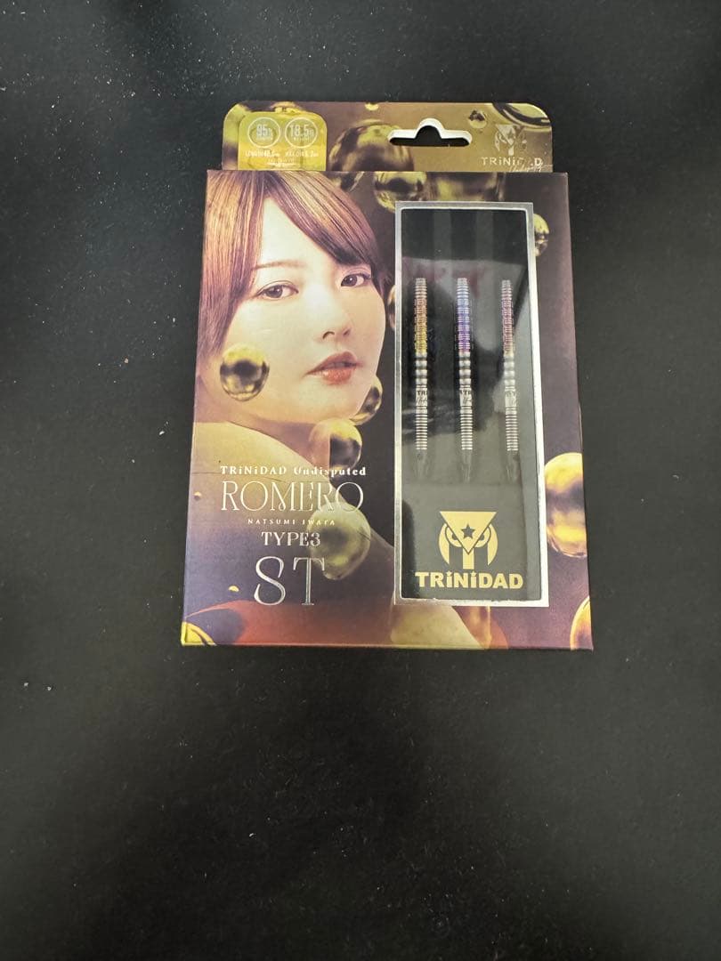 サイン入りTRiNiDAD Romero3 ST 岩田夏海選手モデル