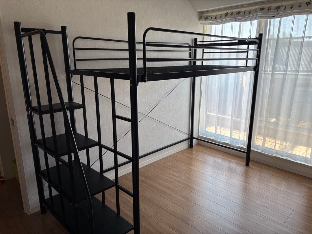 直接引き取り限定　タンスのゲン製　ロフトベッド　ブラック