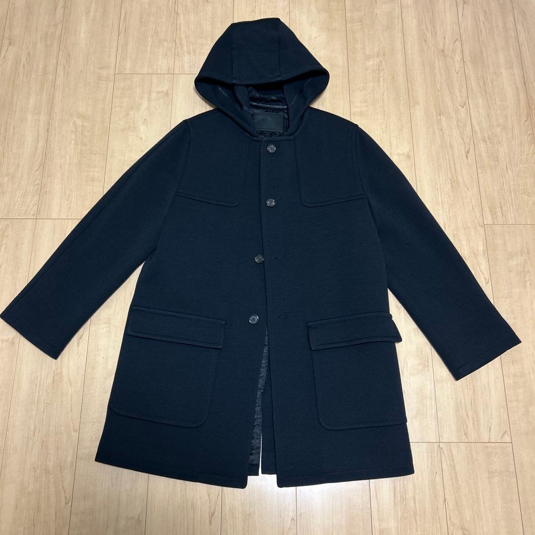 プラダ　ダッフルコート　黒