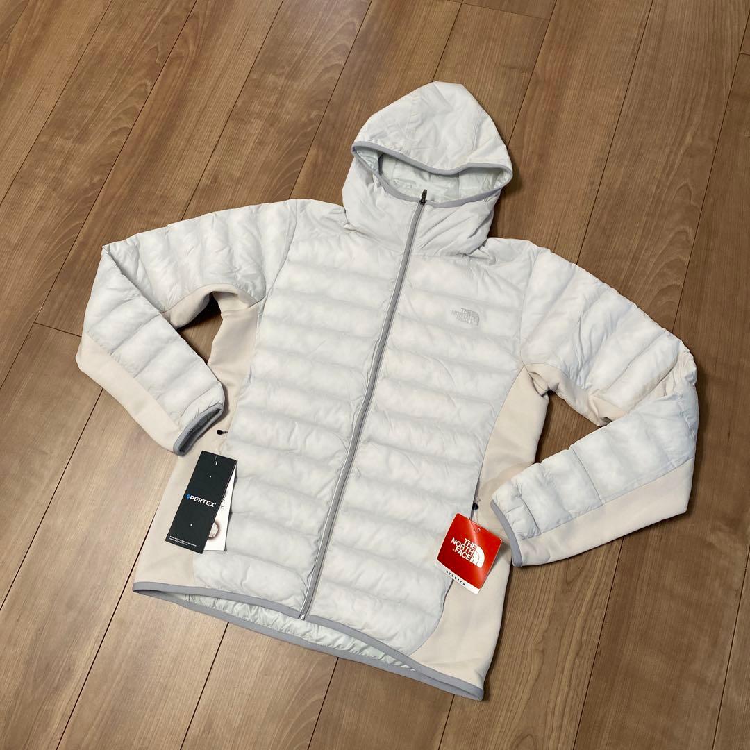 ノースフェイス　Red Run Hoodie NYW81971