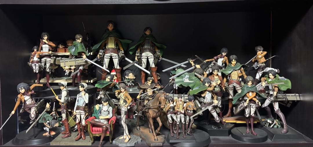 土日限定値下げ【画像5枚】進撃の巨人 フィギュア まとめ売り
