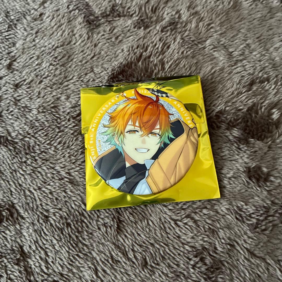 宇佐美リト グリッター缶バッジ 8周年 - メルカリ