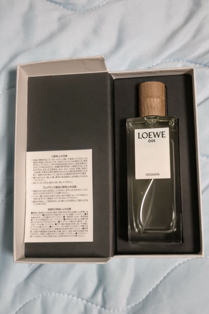 LOEWE　001 woman　50ml オードパルファム