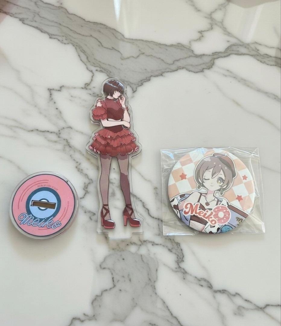 MEIKO アクスタ 缶バッジ1点 計2点セット】ボカロ グッズ まとめ売り