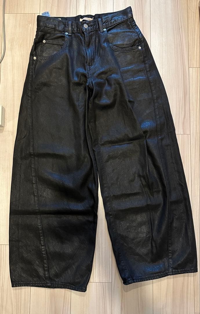リーバイス SUPER BAGGY バレルジーンズ ブラック　26inch