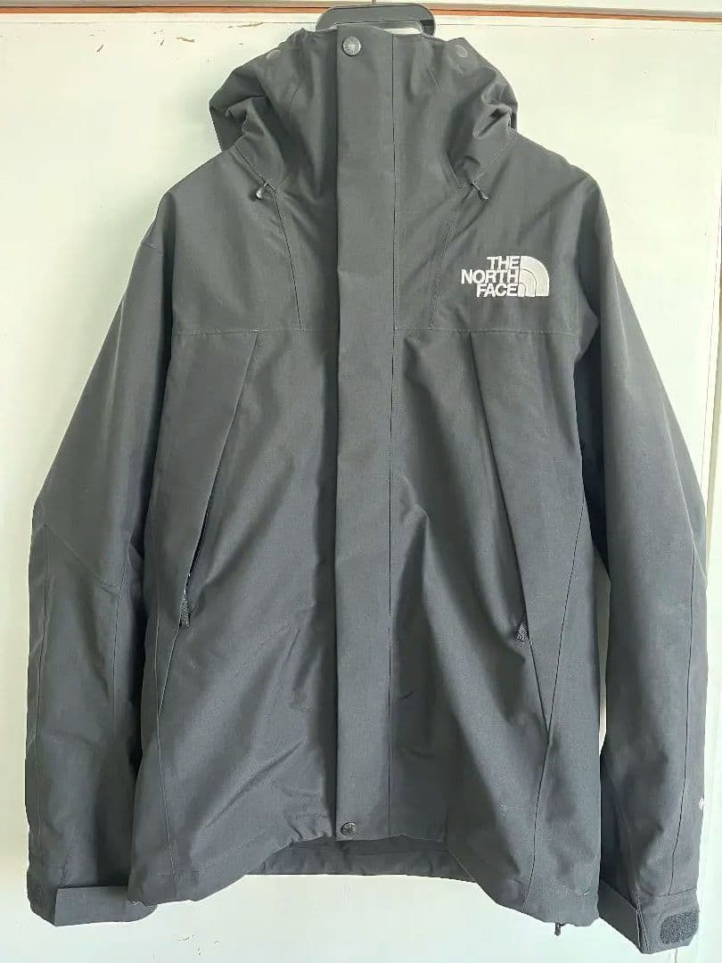 ノースフェイス　マウンテンジャケットNP61800 メンズM