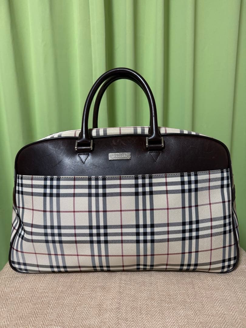 BURBERRY ノバチェック　ボストンバッグ　ロゴプレート