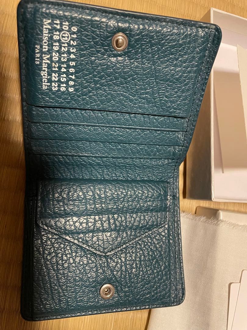 メゾンマルジェラ Maison Margiela マルジェラ 財布 青 ジップ