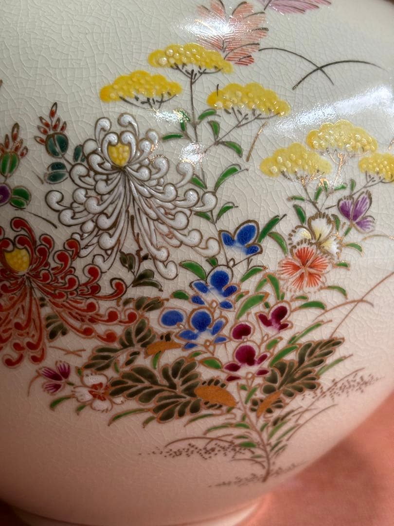 人間国宝十四代沈寿官作秋草花蝶文花瓶 未使用 薩摩焼 - メルカリ