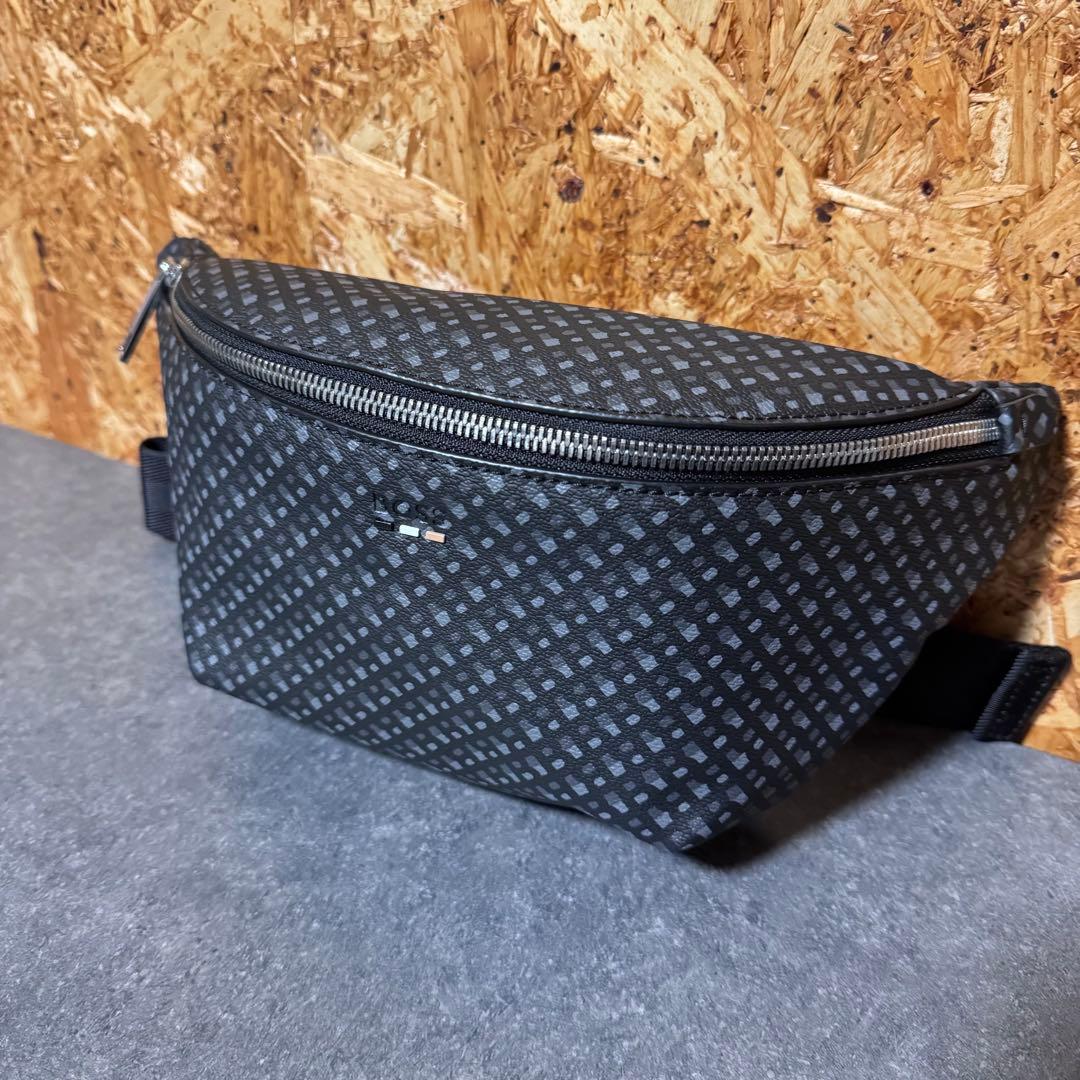 HUGO BOSS ブラック ボディバッグ ウエストバッグ Ray