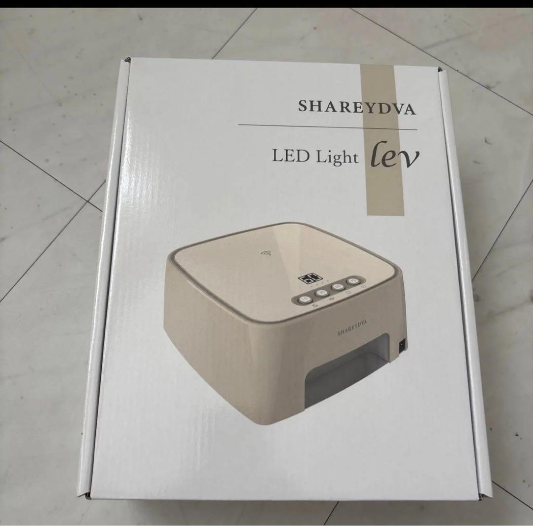 ジェルネイル・ネイルシール SHAREYDVA LED Light lev